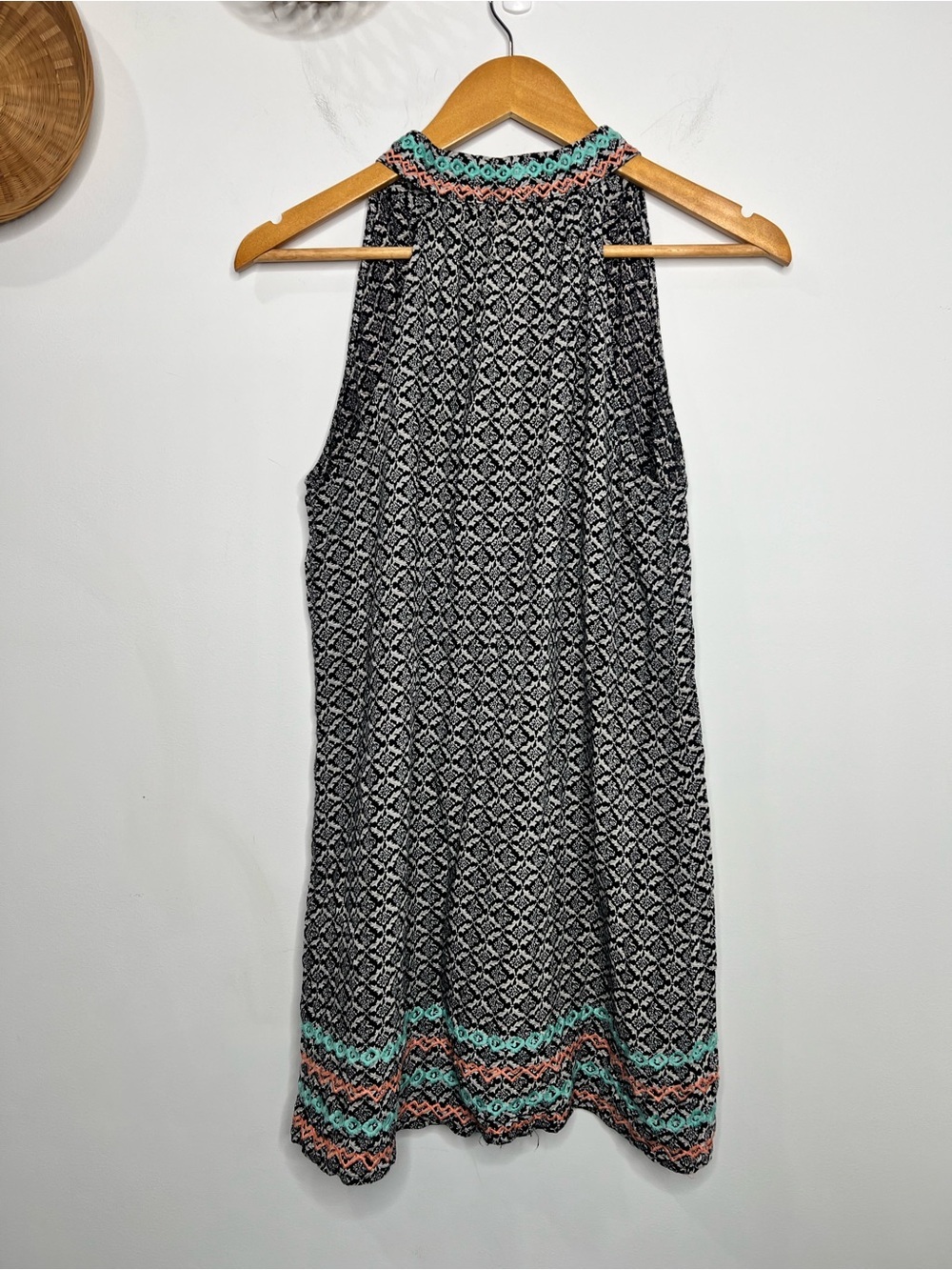 THML Artsy Geometric Bohemian Shift Dress Size Medium - Picture 6 of 6